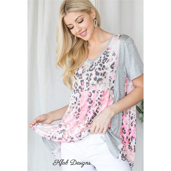 ❤️LAST 2! V Neck Soft Contrast Detail Leopard Top! - Picture 4 of 13